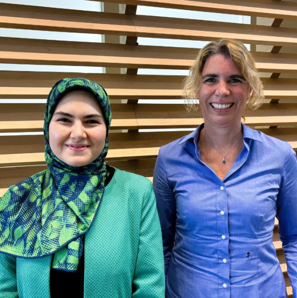 Associate Prof. Françoise Carlotti at the Islet lab of the LUMC