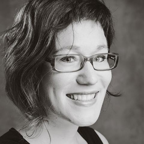 Dr. Aurélie Carlier