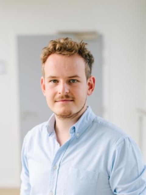 Dr. Bert Van Den Bogerd